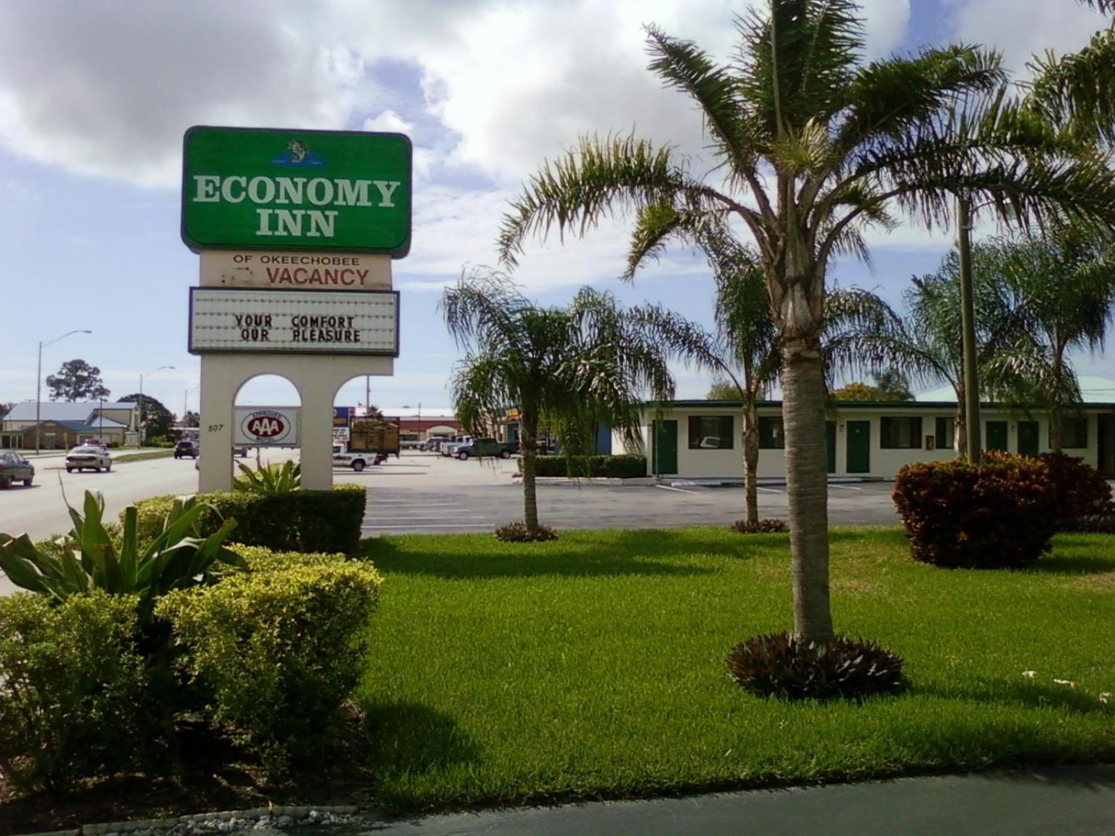 Economy Inn Okeechobee Zewnętrze zdjęcie
