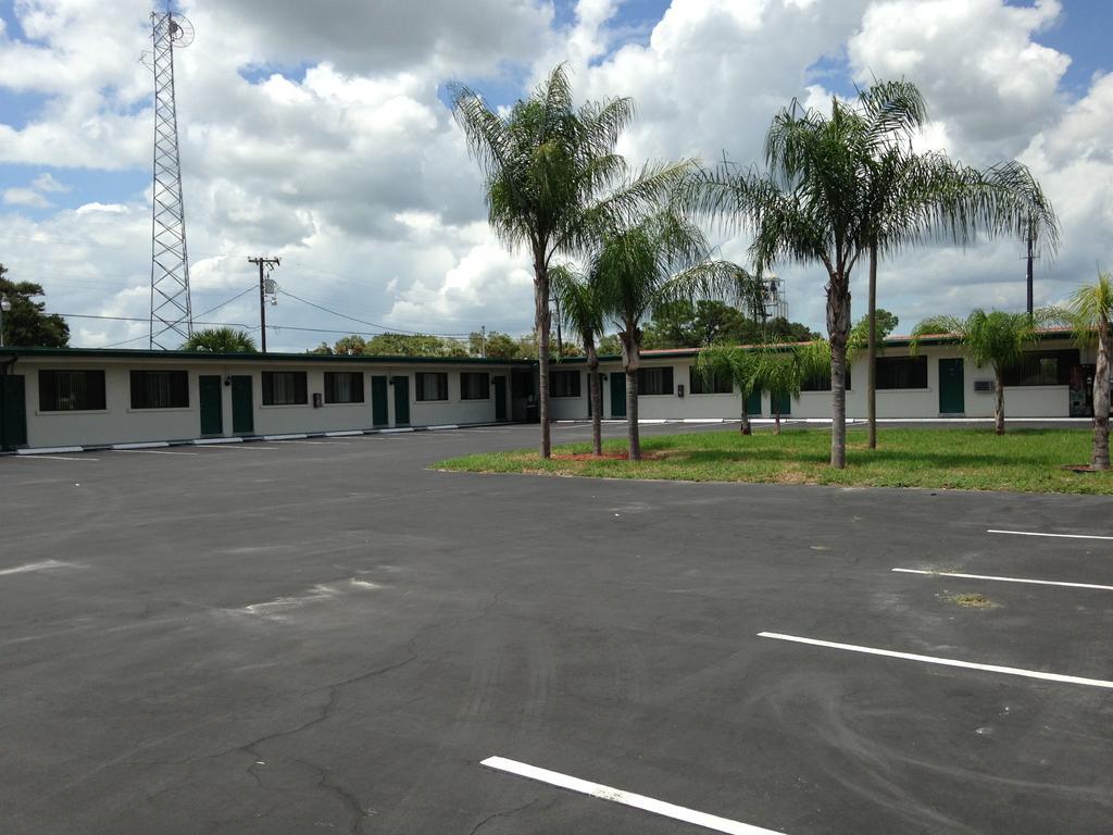 Economy Inn Okeechobee Zewnętrze zdjęcie